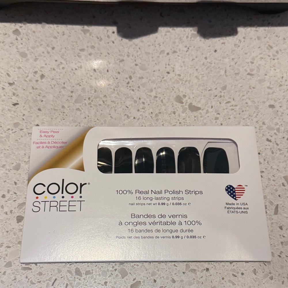 Color Street nail strips in Wood You Rather?